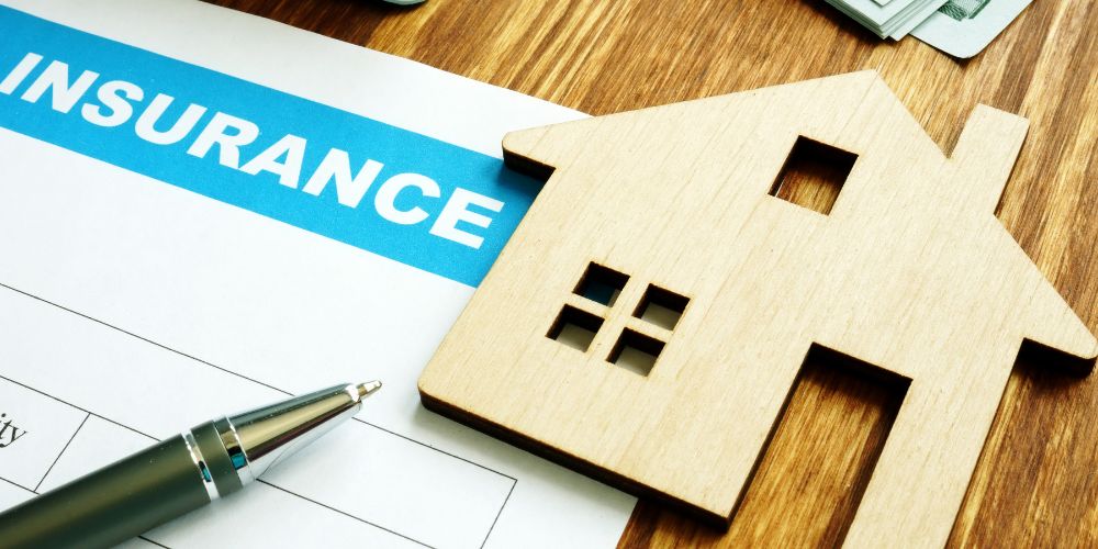 Does Homeowners Insurance Cover Roof Leaks?